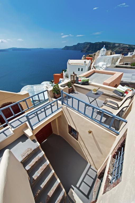 Lucky Homes - Oia Room photo